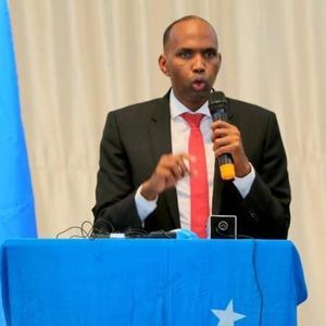 Meet your Posher, Nasteho